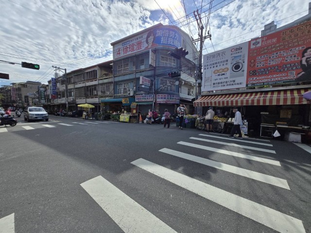 頭家厝商圈~透天店面~生意興隆~-永慶不動產~美屋系列~張小姐~ 頭家厝商圈~透天店面~生意興隆~